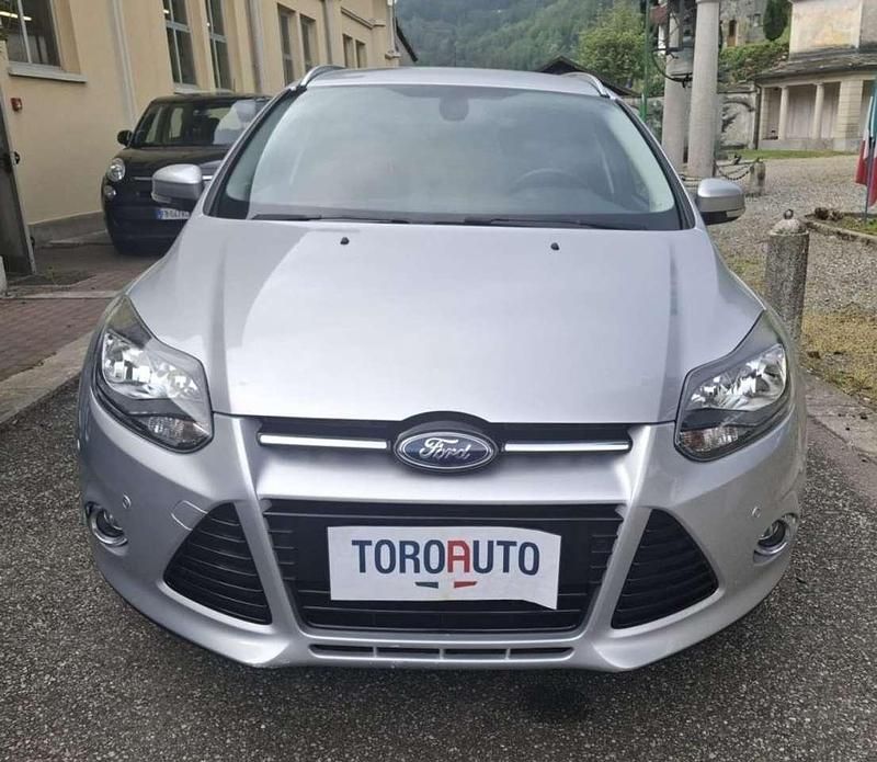 Usata Ford Focus Titanium 125 CV (91 kW) 2013 Argento Station wagon