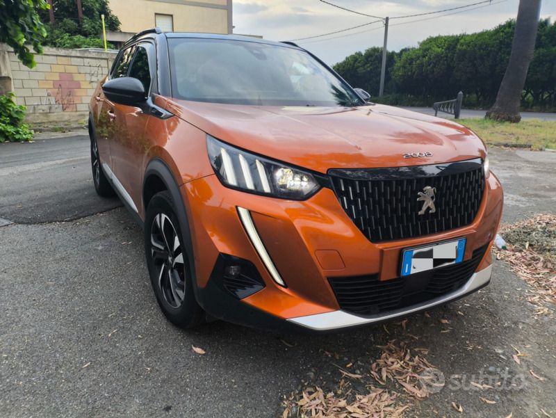 Usata Peugeot 2008 GTi 130 CV (95 kW) 2021 Rosso SUV