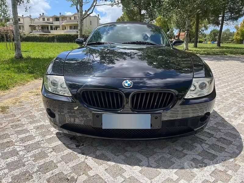 Usata BMW Z4 Efficient Dynamics 170 CV (125 kW) 2005 Nero Cabrio