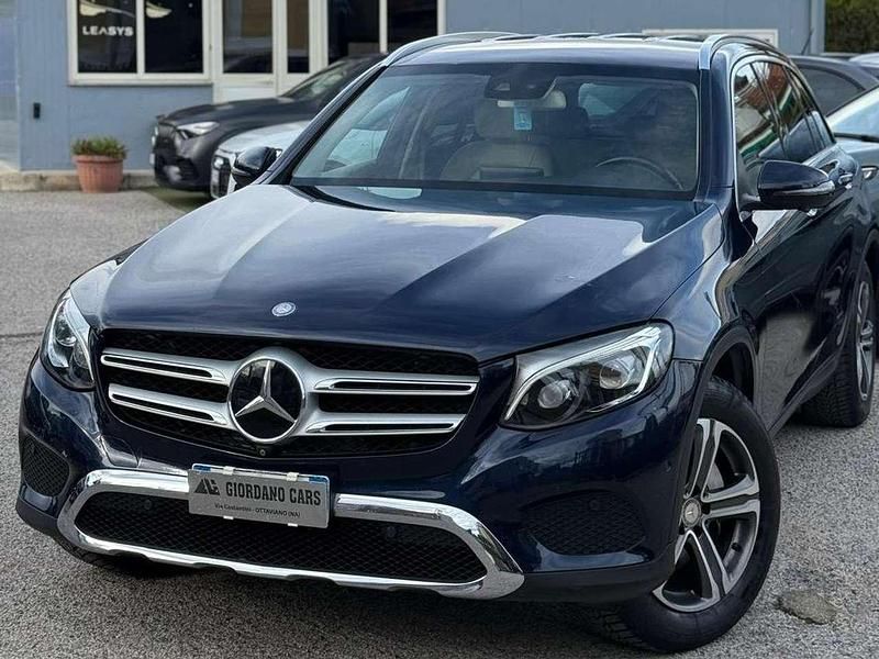 Usata Mercedes GLC250 Executive 204 CV (150 kW) 2016 Blu/azzurro SUV