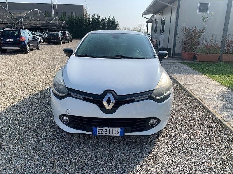Usata Renault Clio IV 90 CV (66 kW) 2015 Bianco Berlina