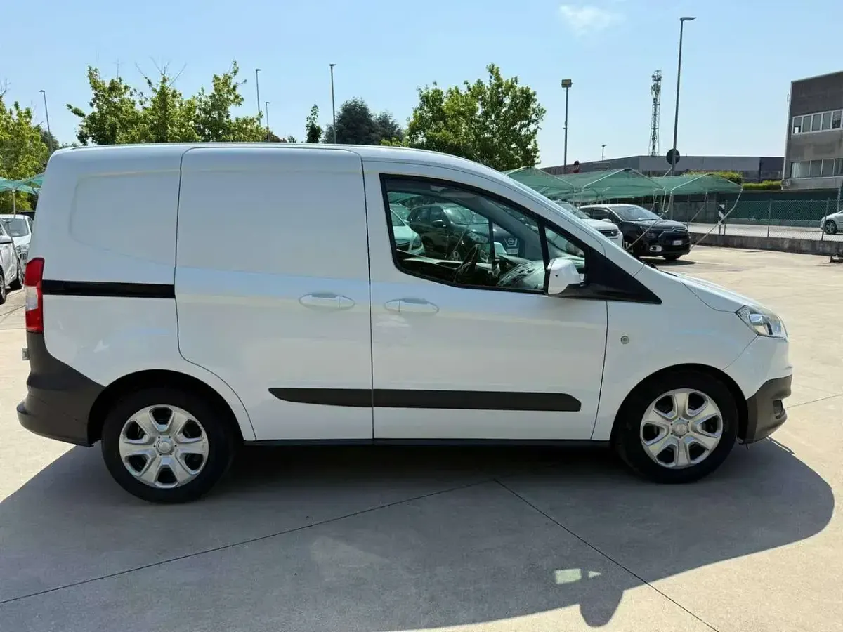 Usata Ford Transit 75 CV (55 kW) 2018 Bianco Furgone