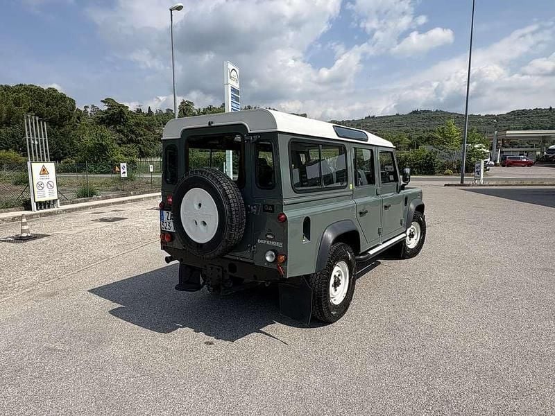 Usado Land Rover Defender SE 122 HP (89 kW) 2009 Carrinha