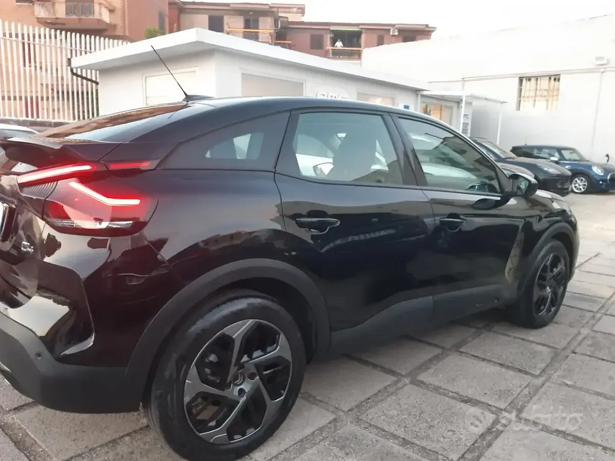 Usata Citroën C4 PureTech 131 CV (96 kW) 2022 Nero Berlina