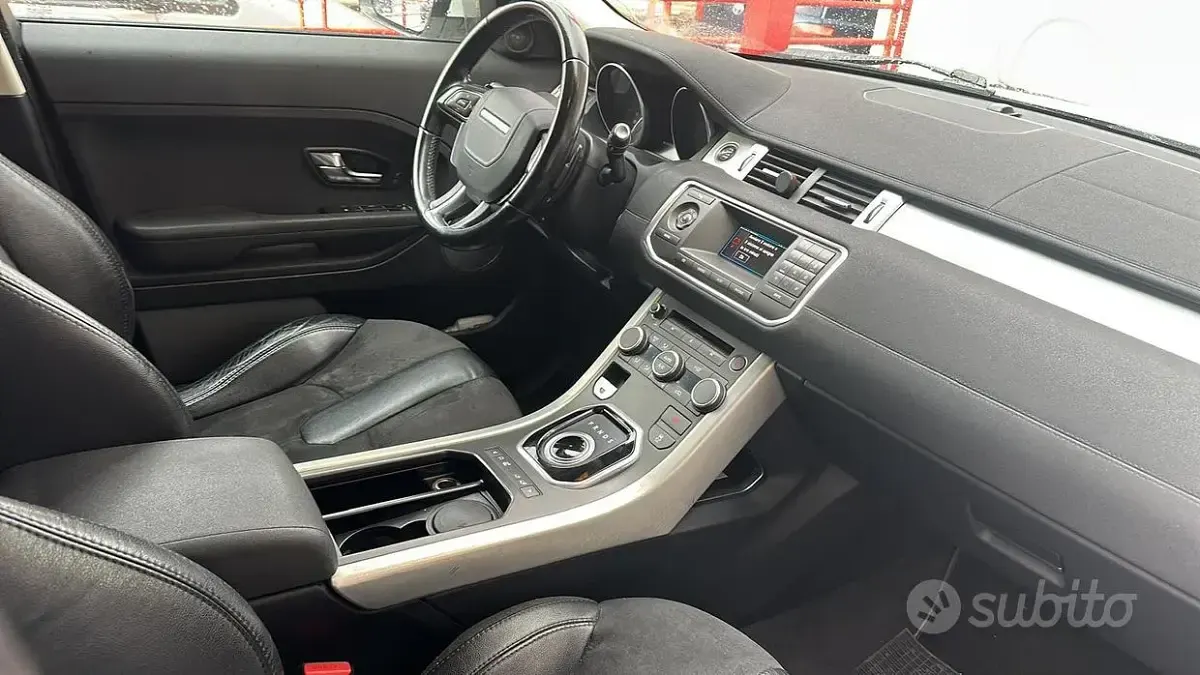 Usata Land Rover Range Rover evoque 150 CV (110 kW) 2013 Bianco SUV