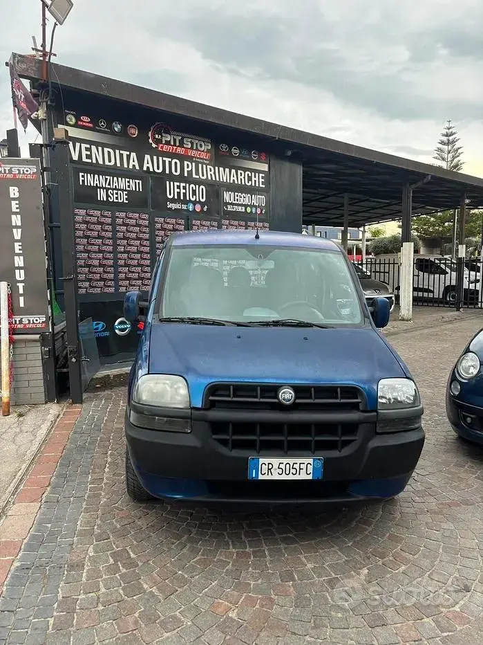 Usata Fiat Doblò 69 CV (50 kW) 2004 Bluazzurro Monovolume