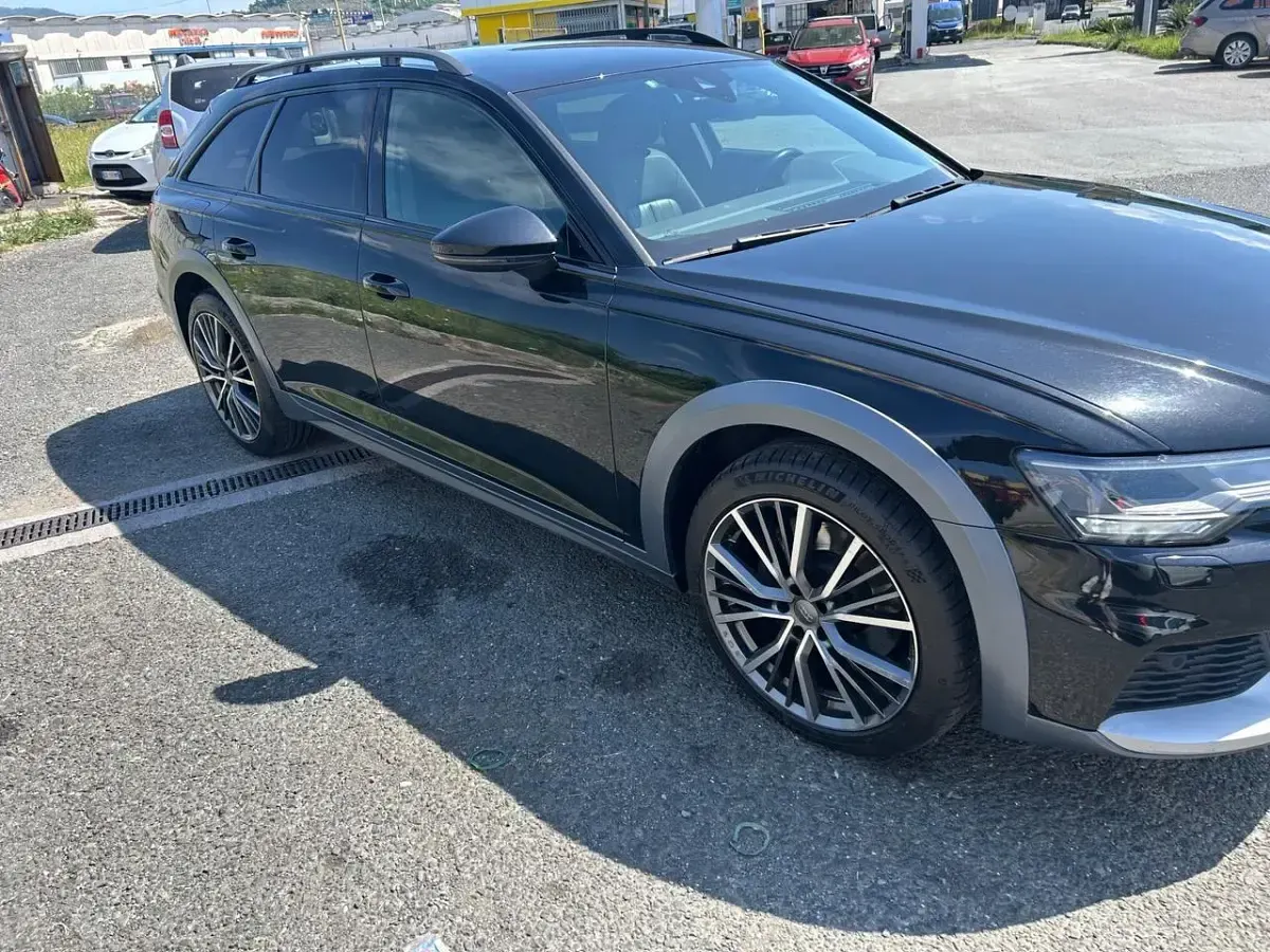 Usata Audi A6 Allroad 285 CV (209 kW) 2020 Nero Station wagon