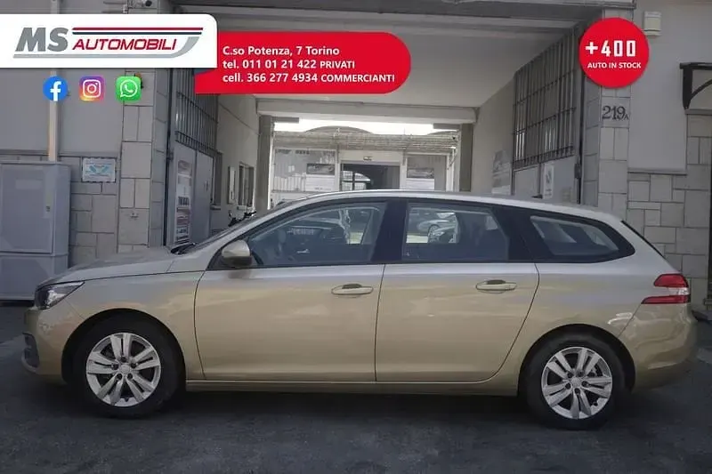 Usata Peugeot 308 Business-Line 100 CV (73 kW) 2018 Oro Station wagon