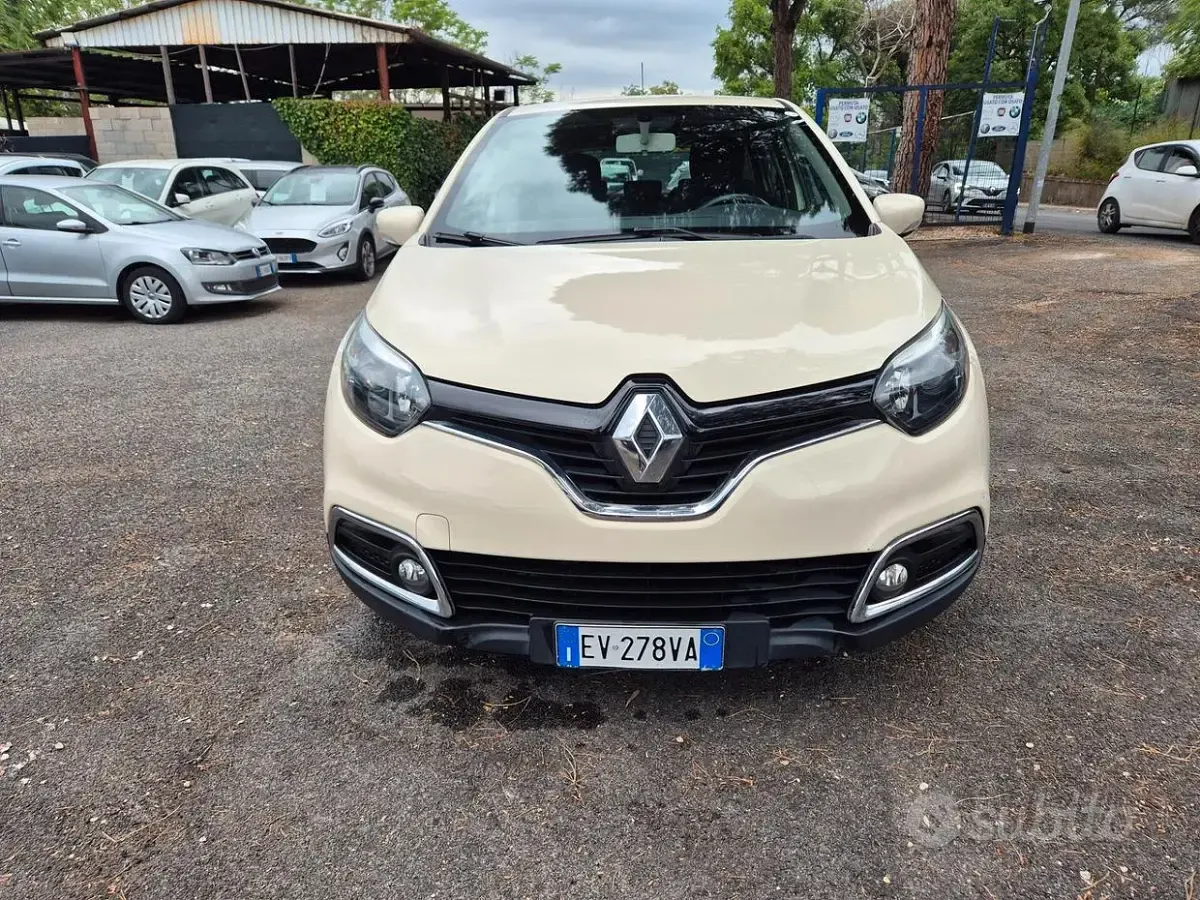 Occasion Renault Captur 90 PK (66 kW) 2015 Beige SUV