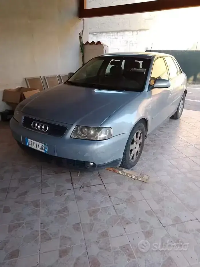 Usata Audi A3 130 CV (95 kW) 2001 Grigio Utilitaria