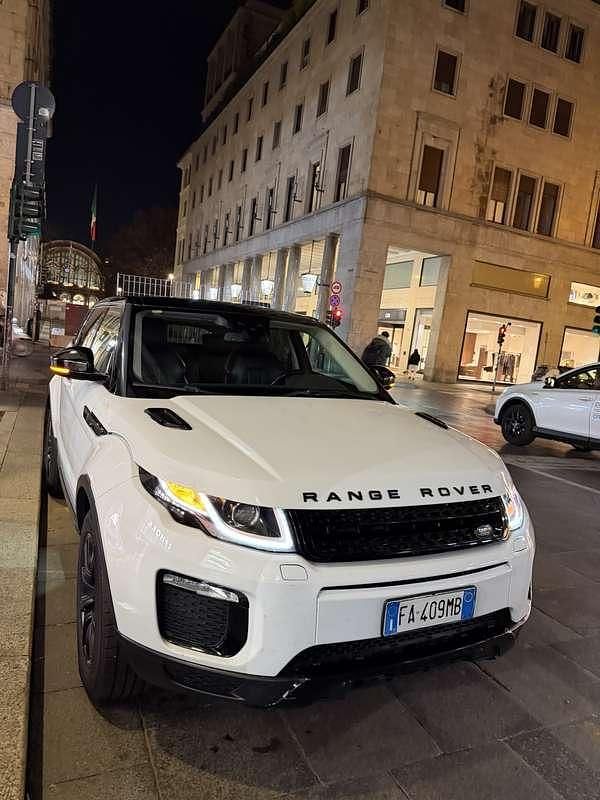 Usata Land Rover Range Rover evoque 150 CV (110 kW) 2015 Bianco SUV