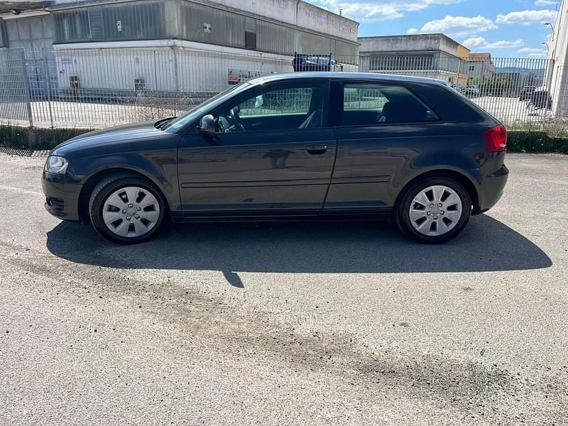 Usata Audi A3 Attraction 105 CV (77 kW) 2011 Nero Utilitaria