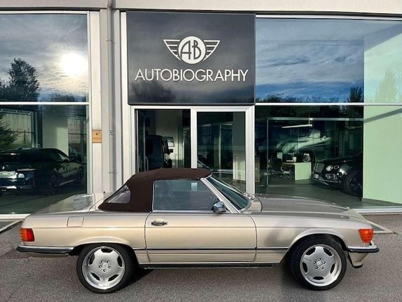 Usata Mercedes 230 230 CV (169 kW) 1987 Beige Cabrio