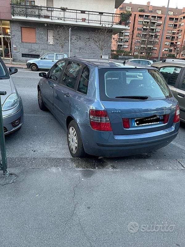 Usata Fiat Stilo 103 CV (75 kW) 2003 Blu Berlina
