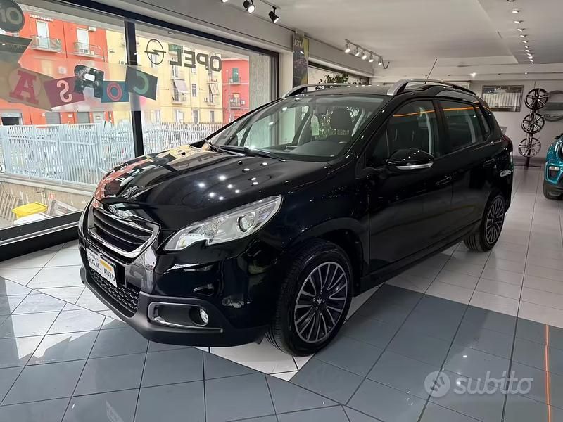 Usata Peugeot 2008 Active 92 CV (67 kW) 2015 Nero SUV