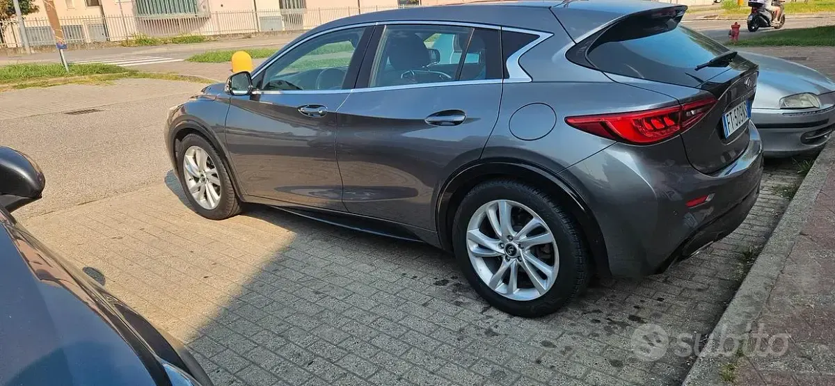 Usata Infiniti Q30 Premium 109 CV (80 kW) 2019 Berlina