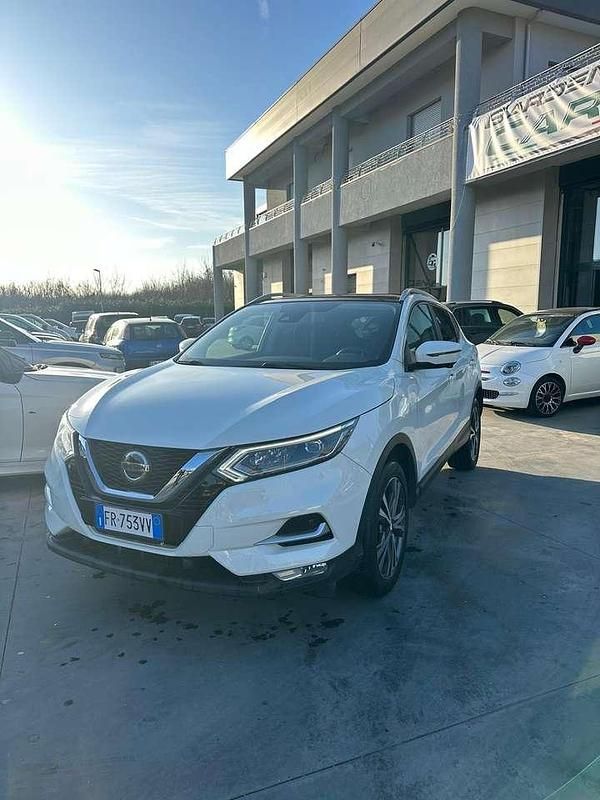 Usata Nissan Qashqai N-Connecta 110 CV (80 kW) 2018 Bianco SUV