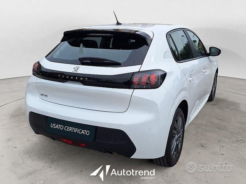 Usata Peugeot 208 Active 101 CV (74 kW) 2021 Bianco Utilitaria