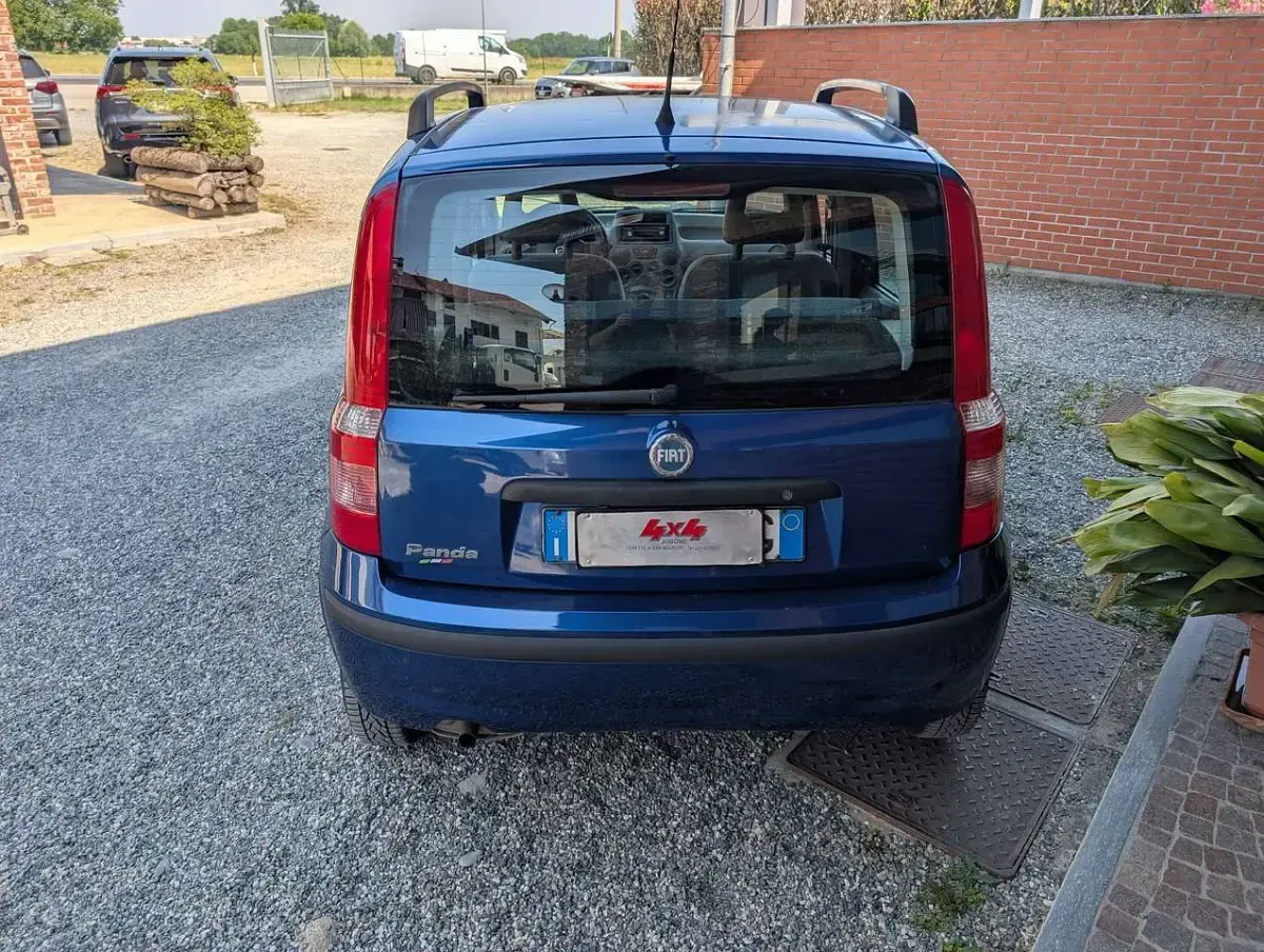 Usata Fiat Panda Active 54 CV (39 kW) 2006 Blu/azzurro Utilitaria