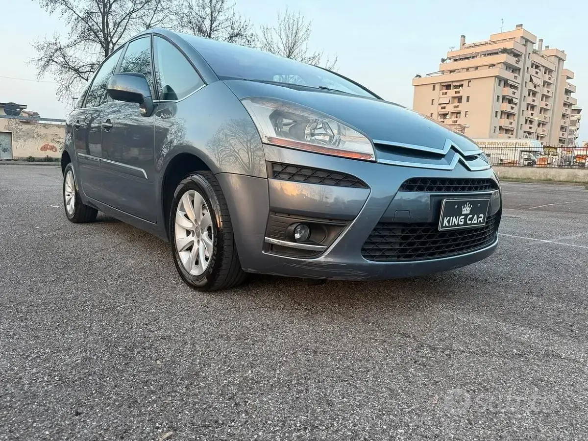 Usata Citroën C4 Picasso Business Class 109 CV (80 kW) 2010 Blu Monovolume