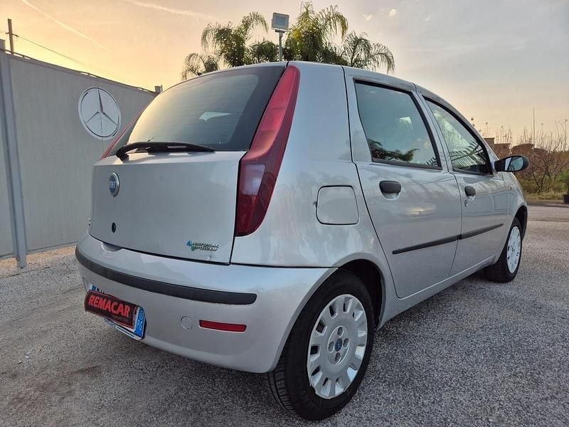 Usata Fiat Punto 59 CV (43 kW) 2007 Argento Berlina