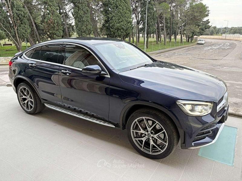 Usata Mercedes GLC43 AMG Premium Plus 194 CV (142 kW) 2021 Blu Coupé