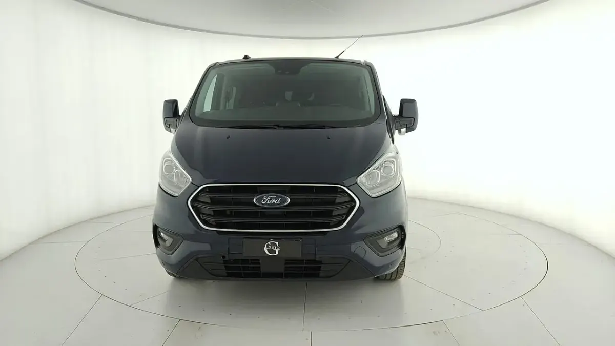Usata Ford Transit Custom Titanium 170 CV (125 kW) 2022 Blu Monovolume