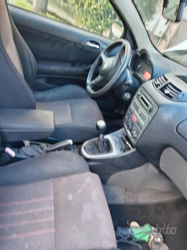 Usata Alfa Romeo 147 2006 Grigio Utilitaria