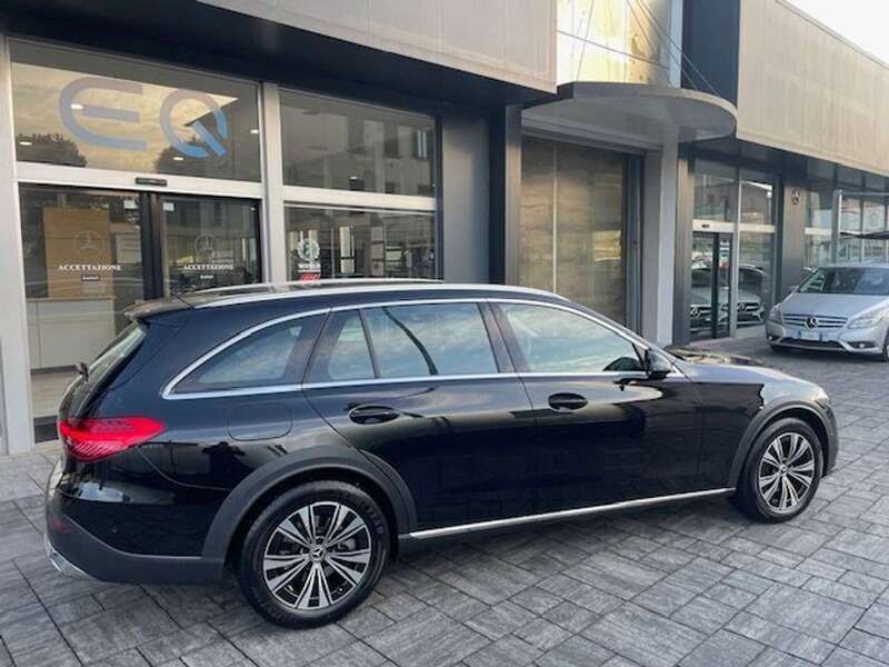 Usata Mercedes C220 Advanced 200 CV (147 kW) 2023 Ossidiana Station wagon