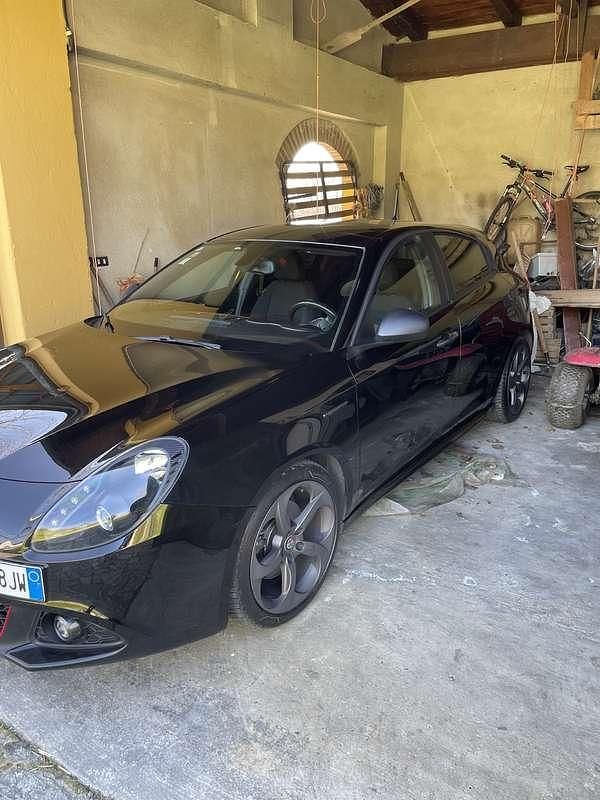 Usata Alfa Romeo Giulietta Super 175 CV (128 kW) 2016 Utilitaria