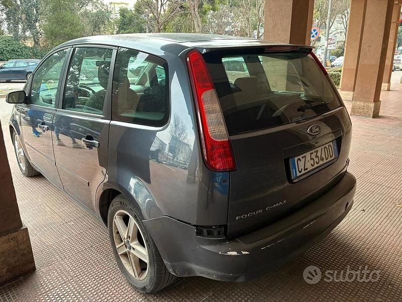 Usata Ford C-MAX 90 CV (66 kW) 2006 Grigio Monovolume