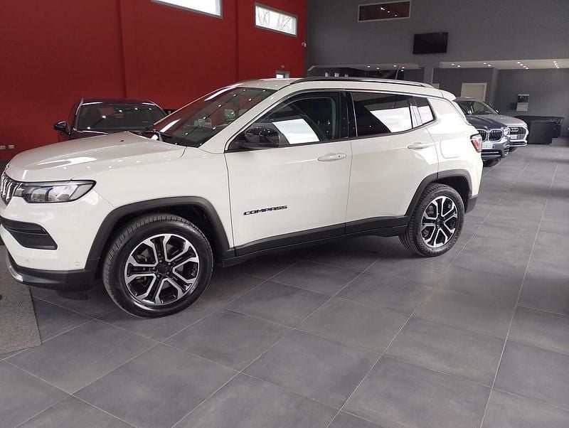 Usata Jeep Compass Limited 179 CV (131 kW) 2022 Bianco SUV