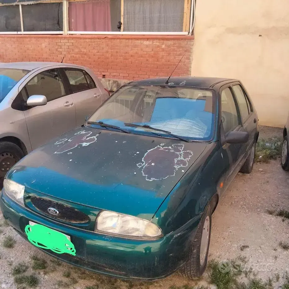 Usata Ford Fiesta 75 CV (55 kW) 1998 Utilitaria
