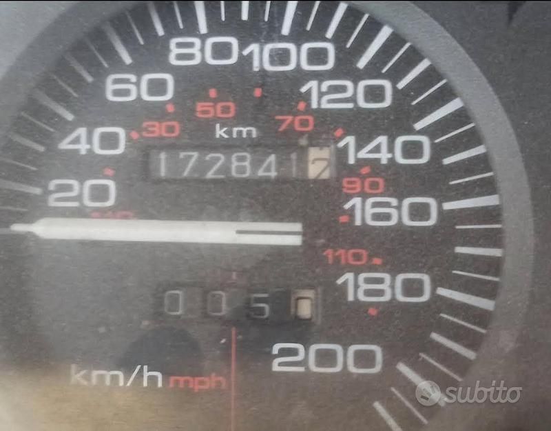 Usata Jeep Cherokee 116 CV (85 kW) 1995 Verde SUV