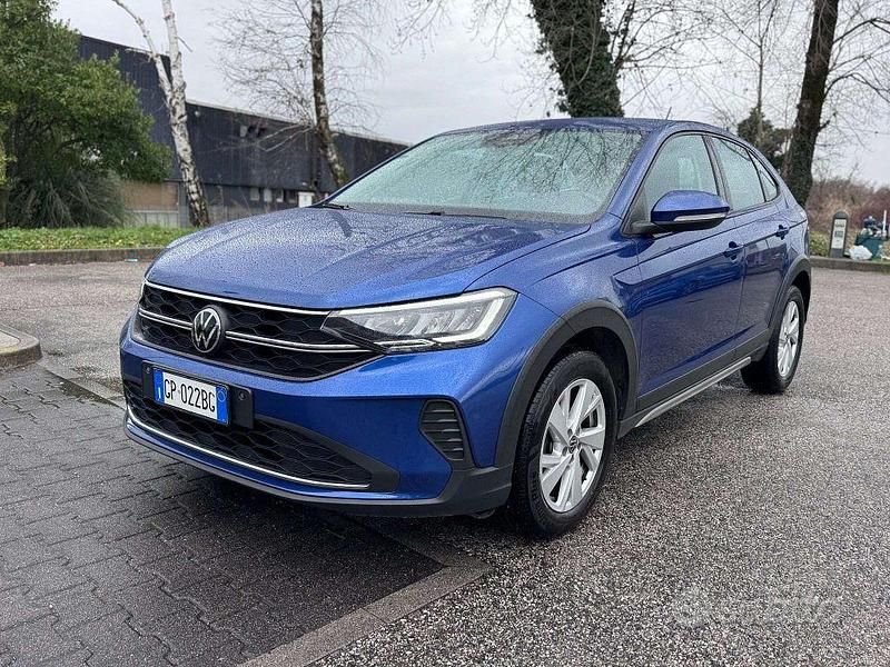 Usata VW Taigo Life 95 CV (69 kW) 2023 Blu oltremare SUV