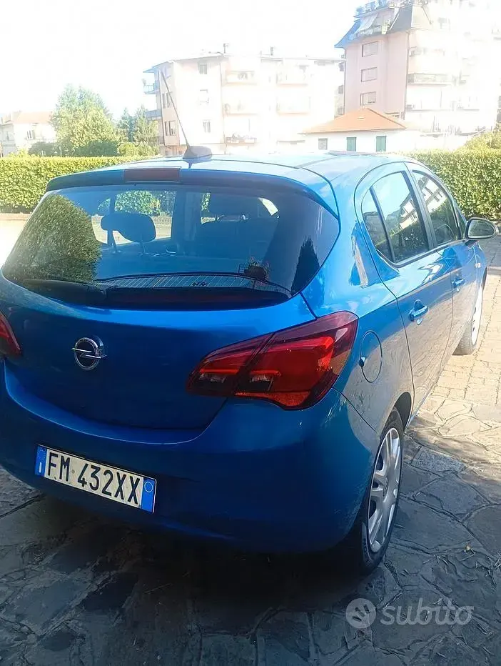 Usata Opel Corsa 90 CV (66 kW) 2018 Bluazzurro Utilitaria