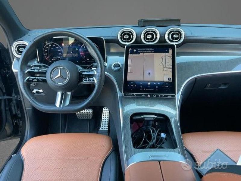 Usata Mercedes GLC200 AMG Line Premium Plus 163 CV (119 kW) 2025 Nero SUV