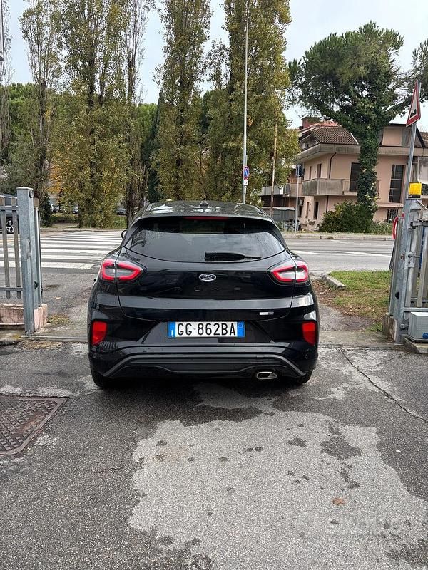 Usata Ford Puma ST-Line X 125 CV (91 kW) 2021 Nero Berlina