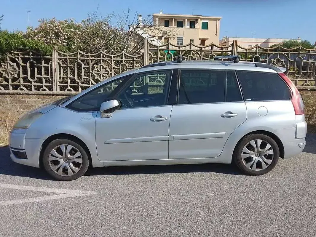 Usata Citroën Grand C4 Picasso Exclusive 136 CV (100 kW) 2008 Argento Monovolume