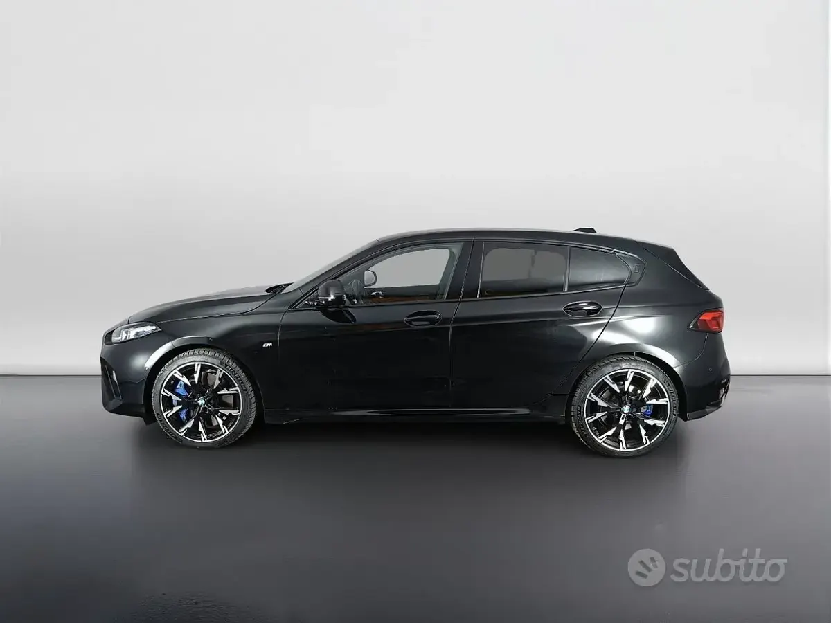 Usata BMW 120 M Sport 170 CV (125 kW) 2024 Nero Utilitaria