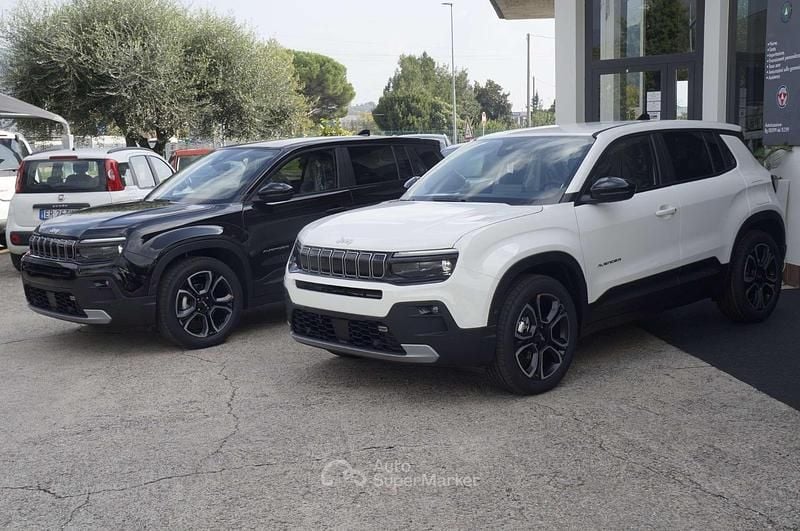 Nuova Jeep Avenger Summit 101 CV (74 kW) 2026 Nero SUV