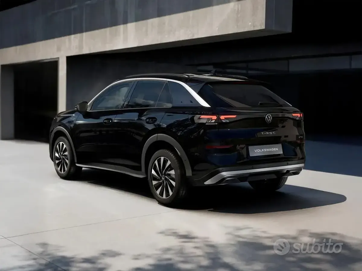 Nuova VW T-Roc Life 115 CV (84 kW) 2026 Nero SUV