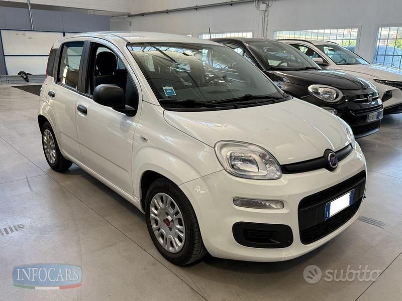 Begagnad Fiat Panda 70 HK (51 kW) 2022 Halvkombi