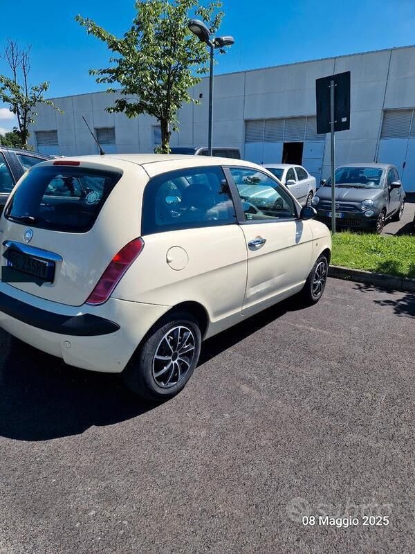 Usata Lancia Ypsilon 2006 Utilitaria