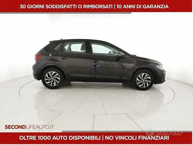 Usata VW Polo Life 95 CV (69 kW) 2025 Nero Utilitaria
