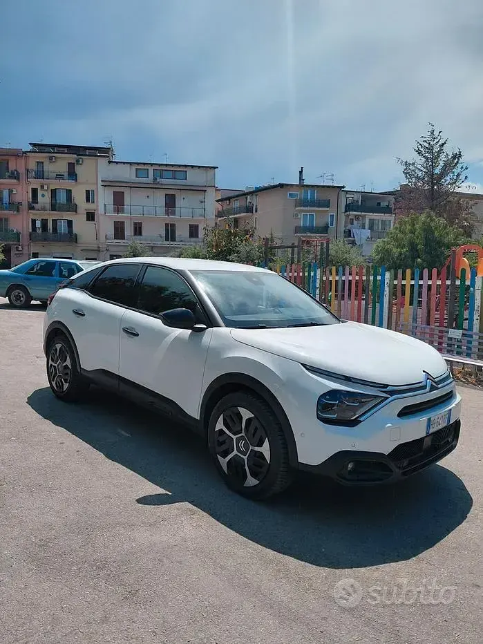 Usata Citroën C4 Shine 131 CV (96 kW) 2022 Bianco Berlina