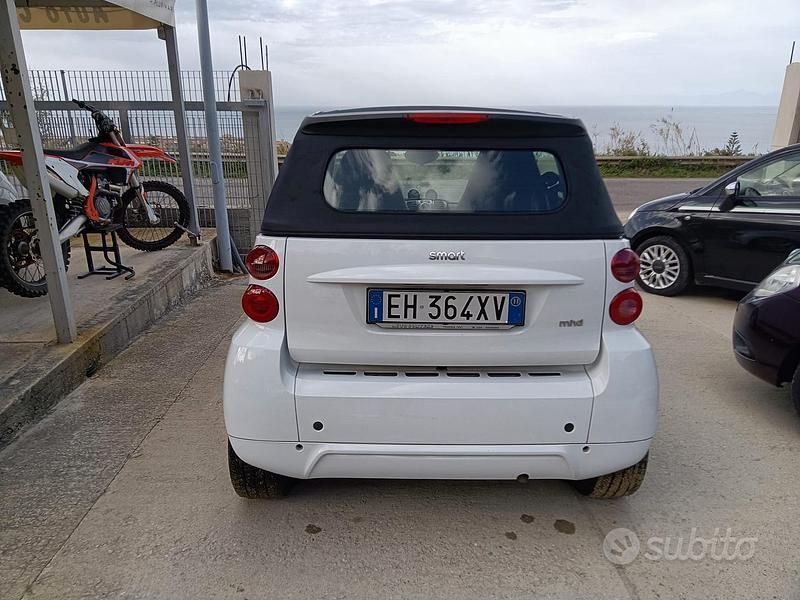 Usata Smart ForTwo Cabrio 71 CV (52 kW) 2011 Cabrio
