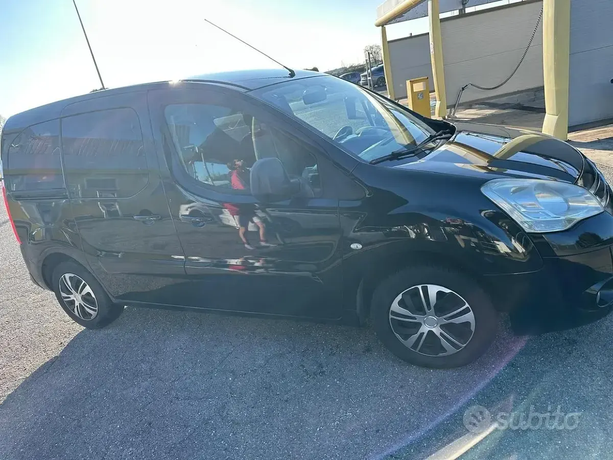 Usata Citroën e-Berlingo 90 CV (66 kW) 2010 Nero Monovolume