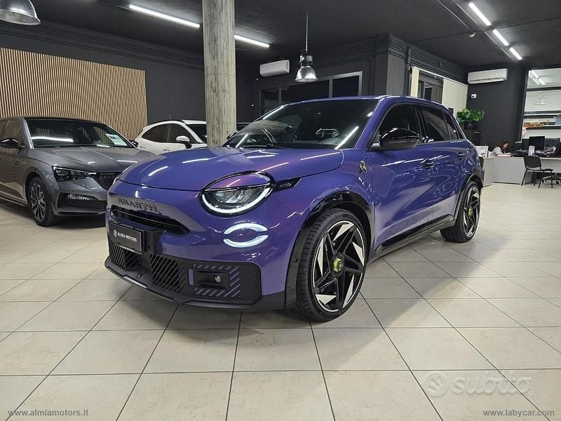 Usata Abarth 600e Scorpionissima 105 kW (143 CV) 2024 SUV