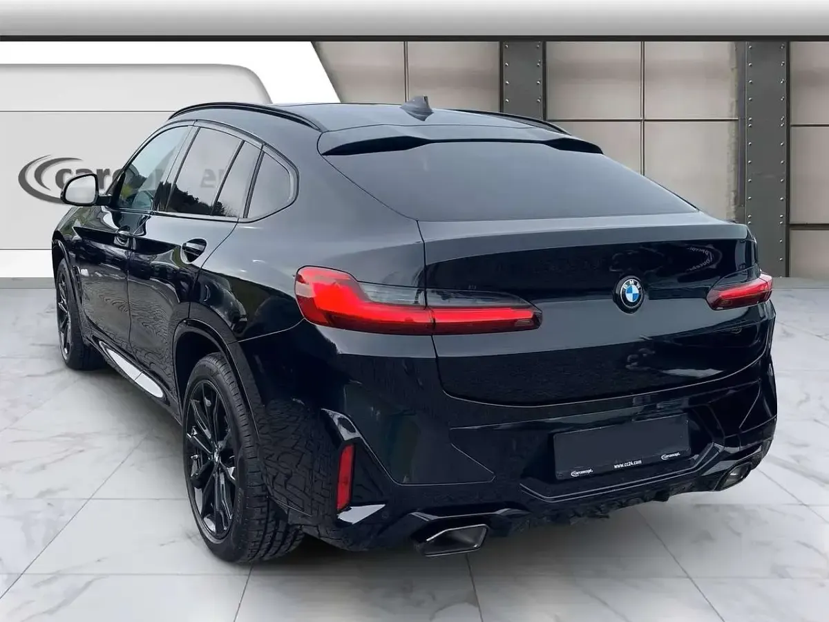 Usata BMW X4 M Sport 190 CV (139 kW) 2025 Nero SUV